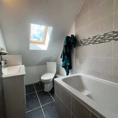 Charmante Maison Wifi Tele 65 Pouces Netflix