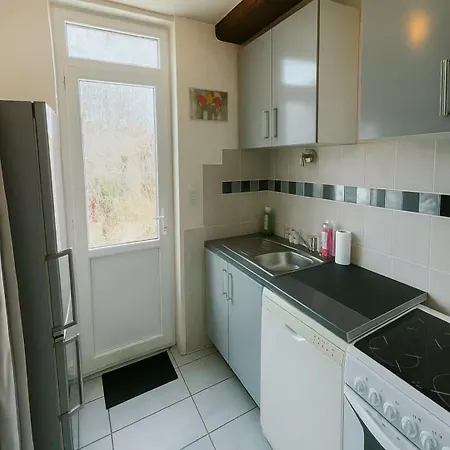 Appartement Charmante Maison Wifi Tele 65 Pouces Netflix